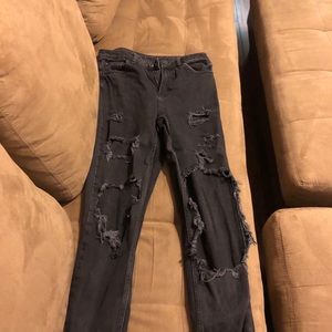 Black super ripped jeans